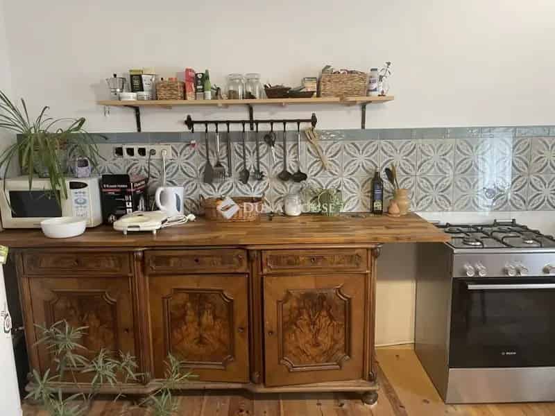Ház Kiadó , Esztergomi járás, Dunántúl
