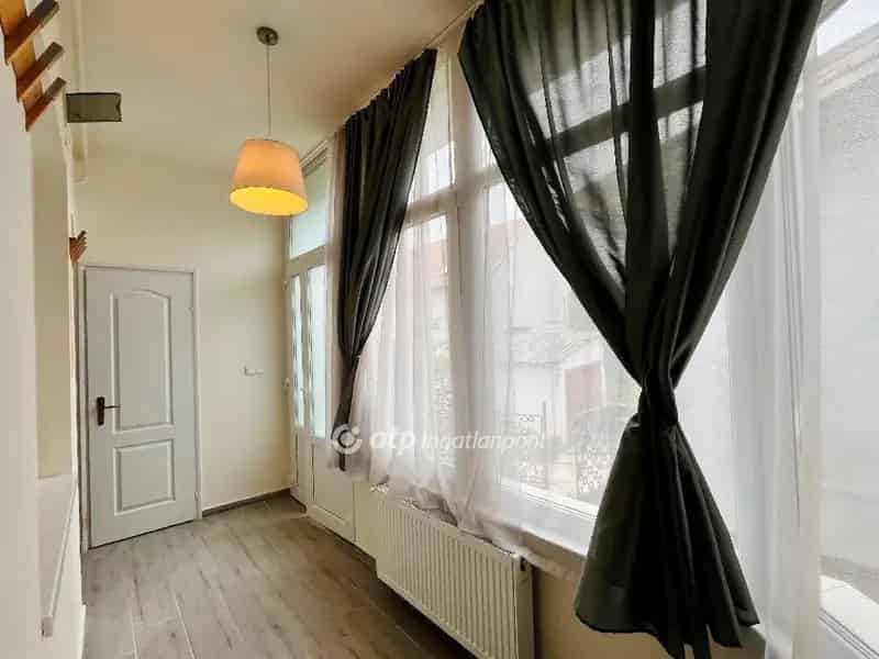 80m2-es Felújított Tégla Lakás Debrecen Belvárosában Saját Garázzsal