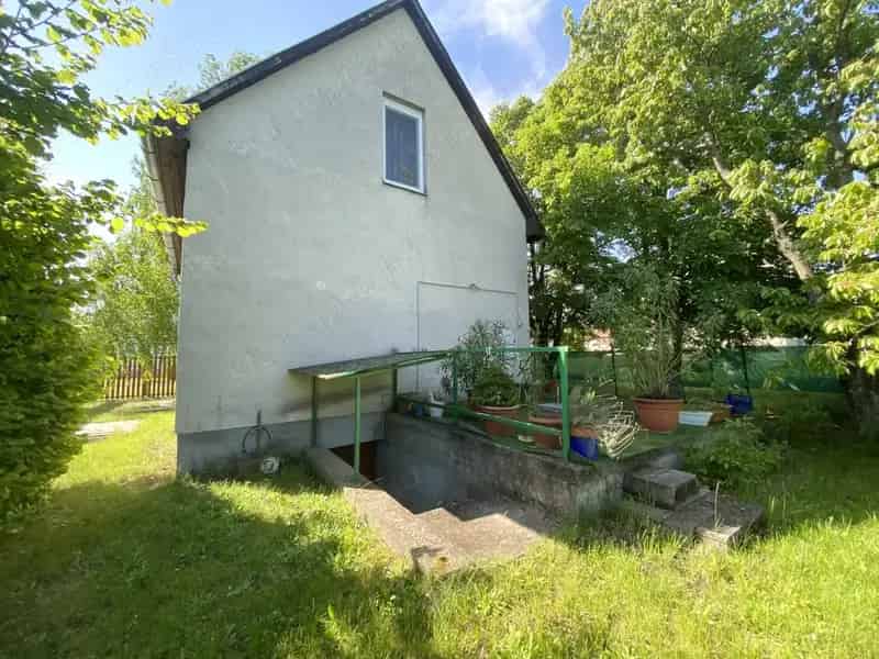 Zsóryfürdői hétvégi ház eladó - fás kerttel, gyógyfürdő közelében