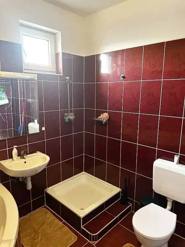 Debreceni 180m2-es családi ház eladó