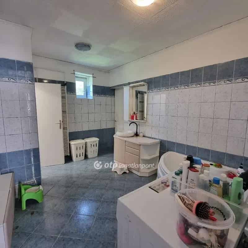 Bernecebaráti 105 nm-es családi ház eladó