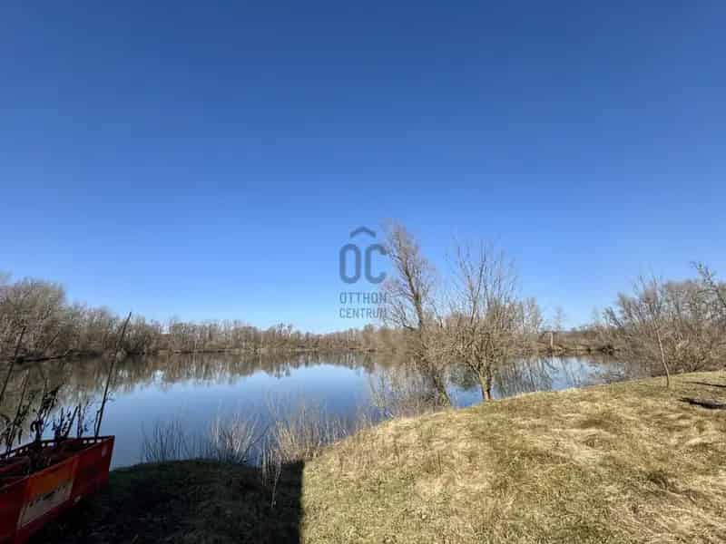 Vízparti dupla telek eladó Natura 2000 területen