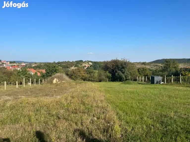 Noszvaj panorámás telek eladó 895m2 összközműves