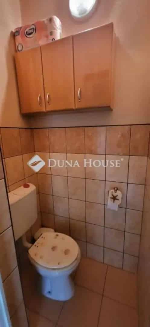 Budapest Sashalom Tégla Ház Eladó Medencével