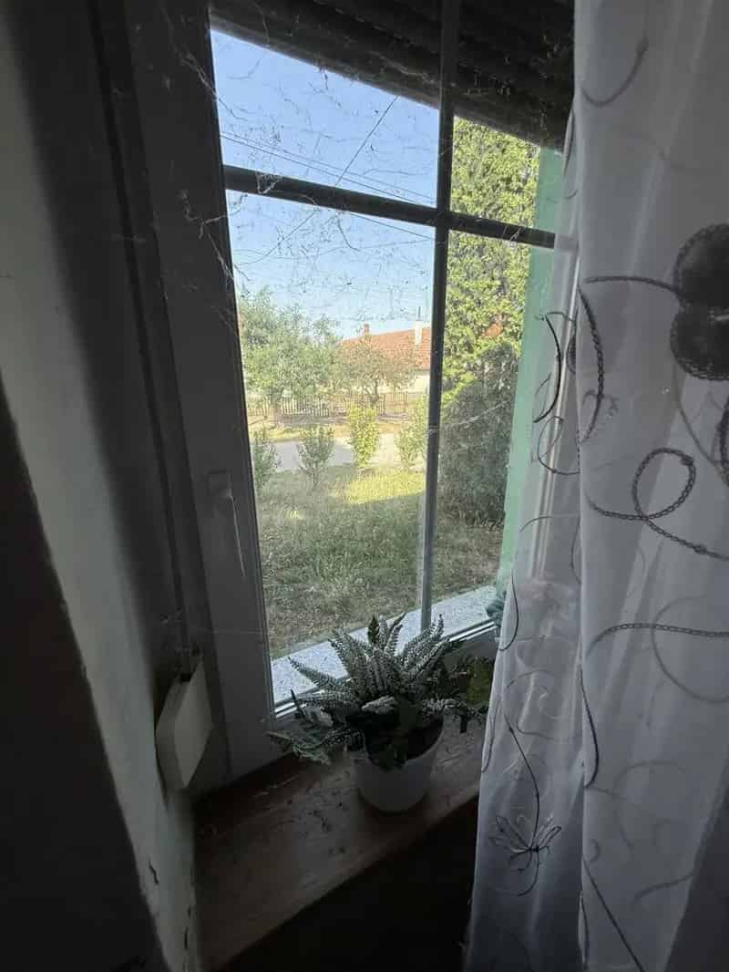 Vertesboglaron elado reszben felujitott paraszthaz 715nm telekkel