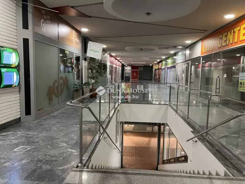 140m2-es Üzlethelyiség Veszprém Belvárosában - Frekventált Elhelyezkedés