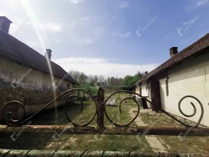 Bánokszentgyörgy családi ház eladó - részben felújított