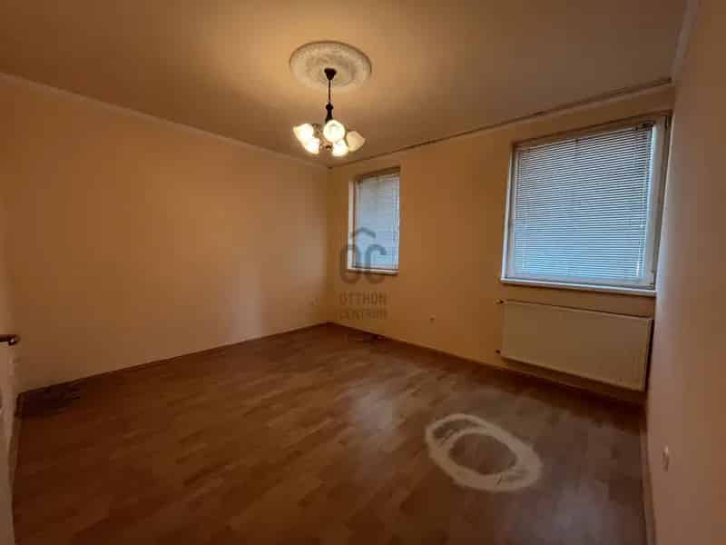40m2-es 1 szobás földszinti lakás Debrecenben kiadó