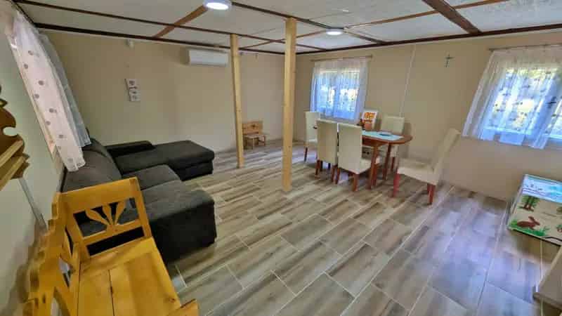 Dunakanyar faház eladó 1080m2-es telken