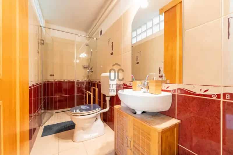 136 m2-es Felújított Családi Ház Győrben