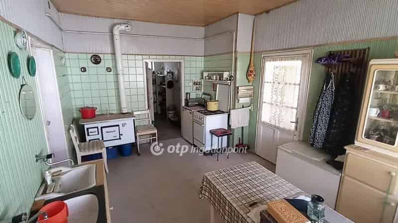 Ház Kiadó , Jászberényi járás, Alföld és Észak