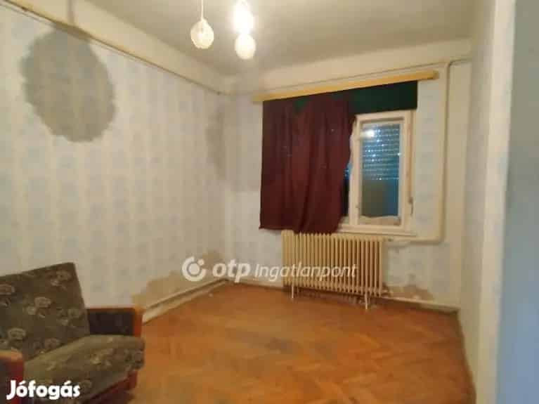 Eladó családi ház Kisújszálláson 95 6nm 3 szoba