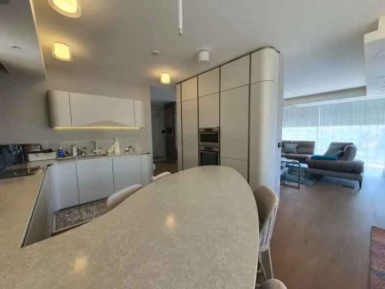 Luxusvilla Rezmalon Panoramassal 600m2 3 Lakas Garazs