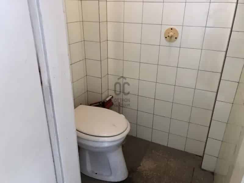 250 nm-es iroda raktár Buda Királyerdő