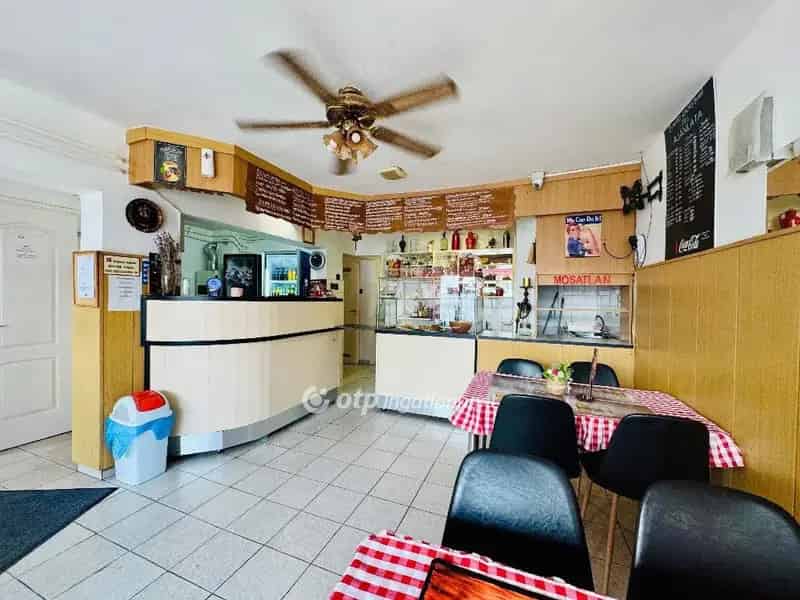 124m2-es Kávézó Büfé Eladó Debrecenben Biharikertben