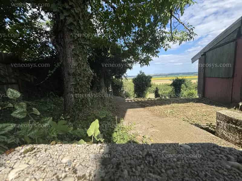 40 m2-es Zártkerti Ingatlan Eladó 2000 m2-es Telken