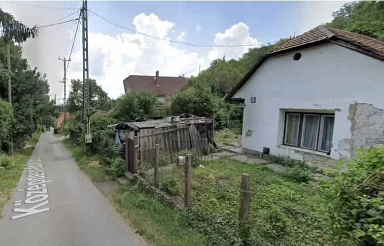 Pécs Középdeindol Telek Eladó 1134 m2