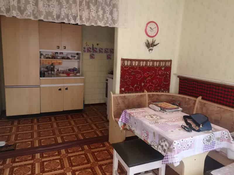 Gyulai családi ház 2 külön lakással eladó