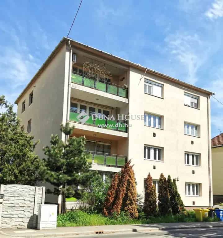 Miskolc Belváros 72 nm-es 3 szobás felújított lakás dupla erkélyes panorámával