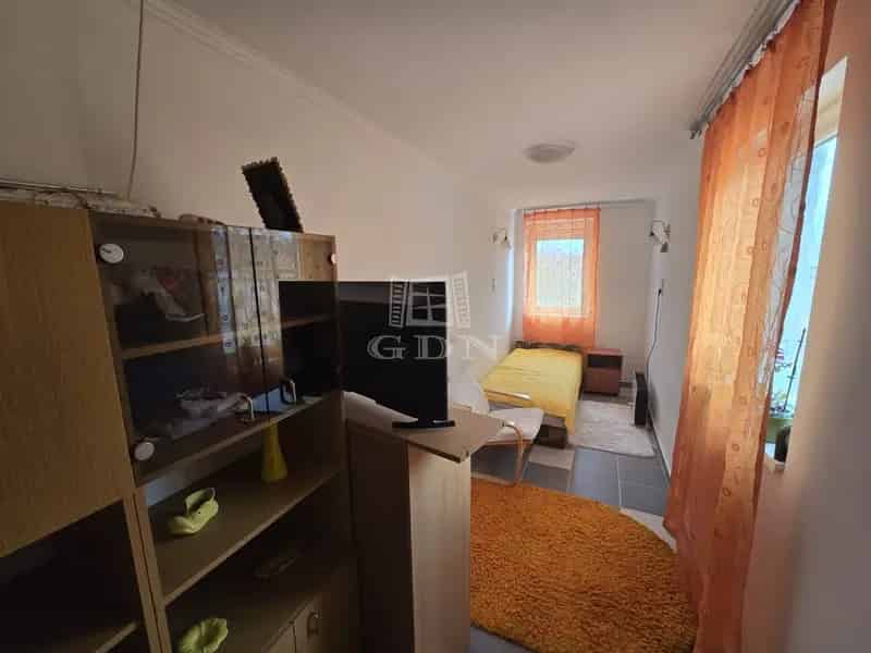 200m2-es családi ház eladó Bács-Kiskunban