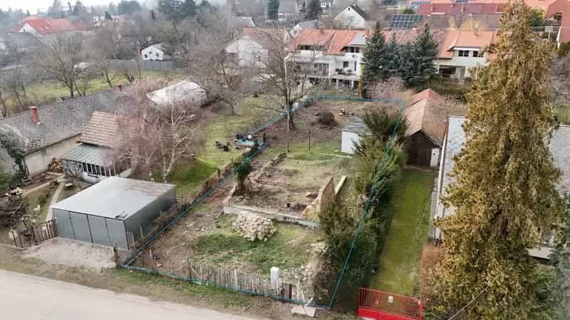 Építési Telek Balatonkenesén - 760 m²