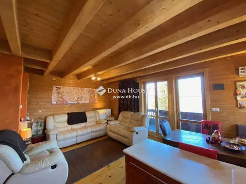 Skandináv családi ház Dunabogdányban panorámával