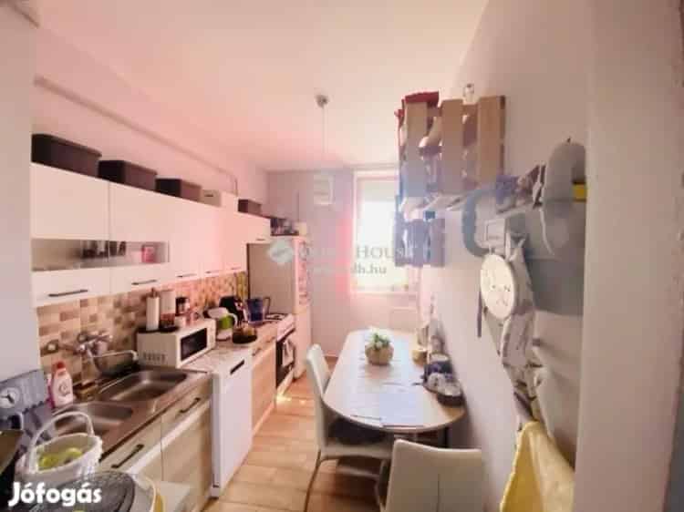 Nagykanizsa Arena kozeli 2 szobas 48 nm-es lakás eladó