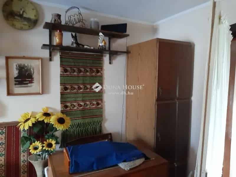 Három Box 2158 nm Kaszáló Garázzsal Holt Tisza Partján