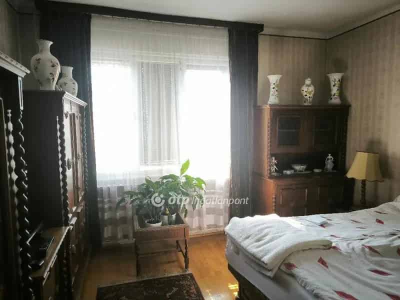 Miskolc Testvériség utca 270 m2-es családi ház eladó