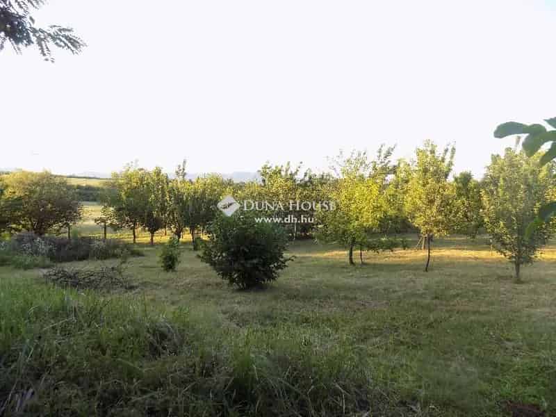 Üröm Panorámás Gyümölcsös Telek Eladó 12352 m2