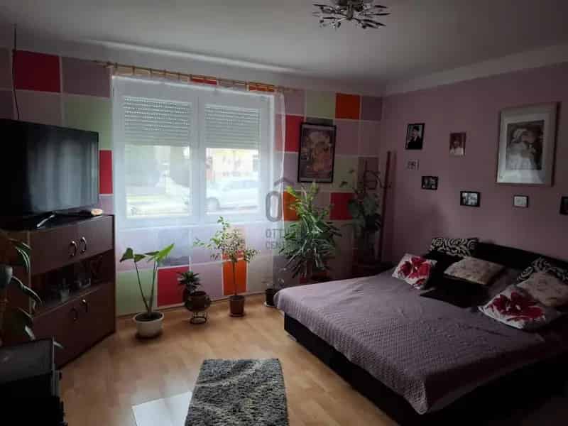 80 m2-es ház Somogycsicsón 2843 m2 telekkel eladó