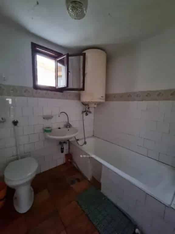 Külsővat családi ház eladó 78 8 m2 726 m2 telekkel