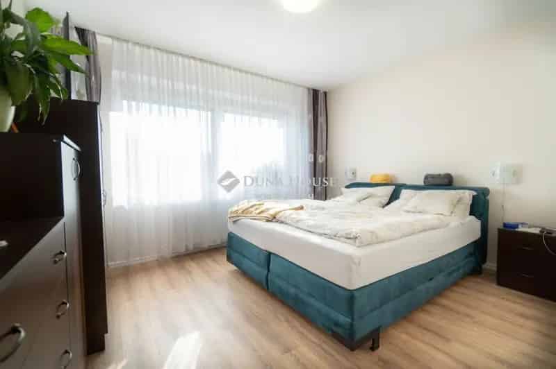 Jánossomorjai családi ház eladó - 192 nm, 830 nm kerttel