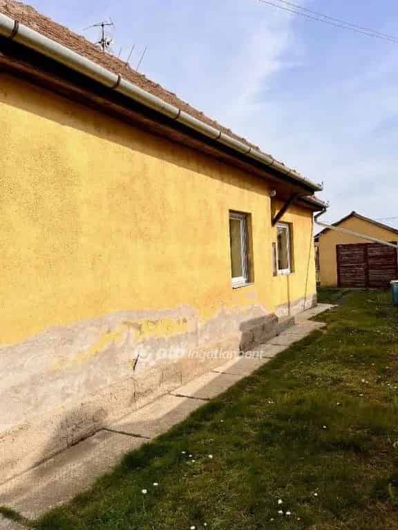 Ház Kiadó , Pécsi járás, Dunántúl