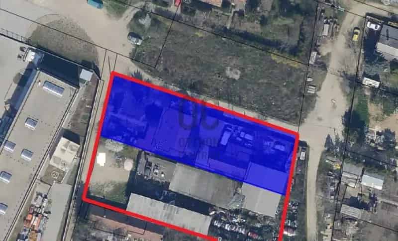 Ikertelek Eladó Ipari Övezetben 2340 m2 Telekkel es 230 m2 Epulettel