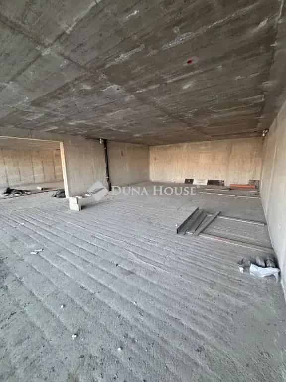109 m2-es Üzlethelyiség Kiadó Győrben