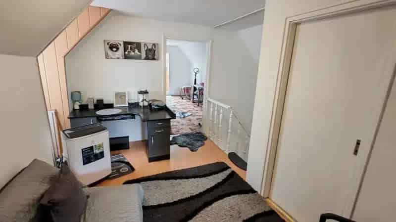 146 m2-es családi ház Csertőn 4 szobával és tóra néző erkéllyel
