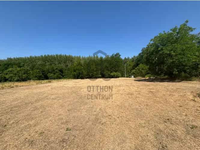 Nyáregyháza eladó telek 750 m2 Szentimretelepen