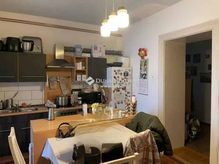 Esztergom Belvárosi Házrész Eladó 8 Szoba 509m2 Telek