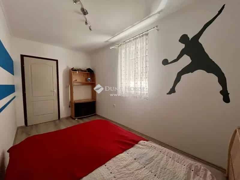 Szürben 80m2-es 3 szobás felújított családi ház eladó