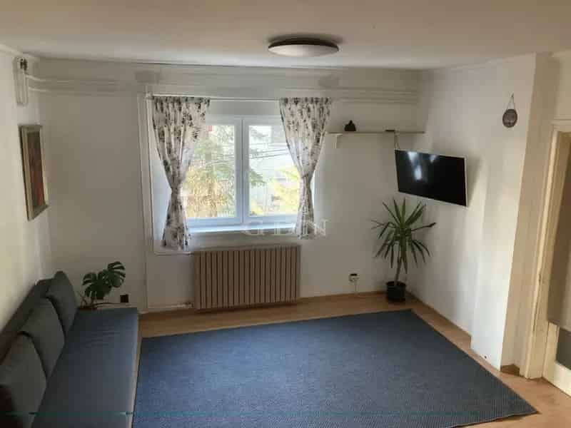 Budakeszi 120 nm-es kétszintes családi ház eladó
