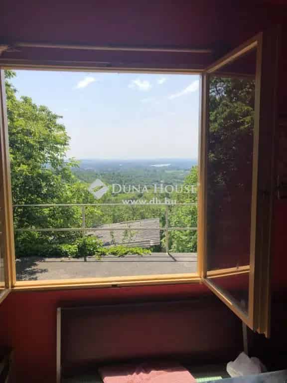 Vác Dunai Panorámás Zártkerti Telek 25 nm-es Faházzal