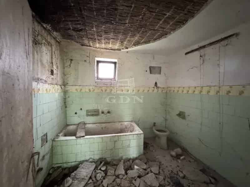 Kisláng Telek Eladó 2061m2 60m2 Ház Fúrt Kút