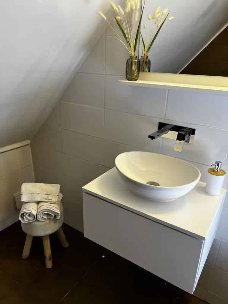 Tisza-tó közeli családi ház eladó - felújított, klímás, vállalkozásra alkalmas
