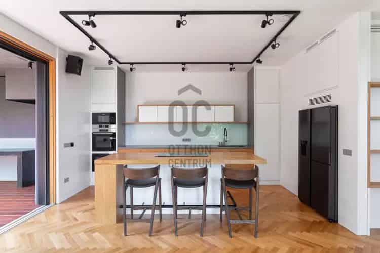 Budapest XII kerület eladó családi ház 485nm 10 szoba wellness