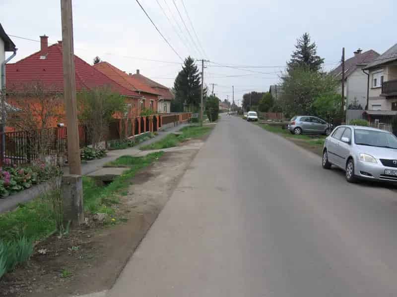 Ecsédi építési telek eladó - 800m2 - M3-as autópálya közelében