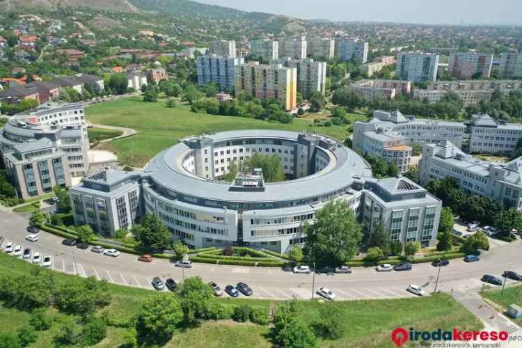 Bérlés üzleti célú irodaház Budaörsön csendes környezetben