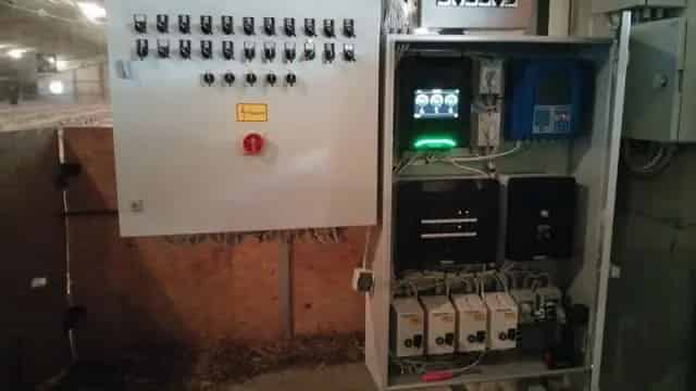 Vas megyei csirkefarm eladó teljes technológiával