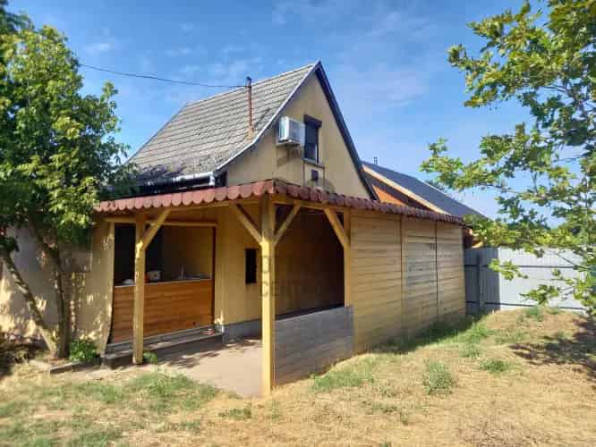 Bajai eladó családi ház, H504966