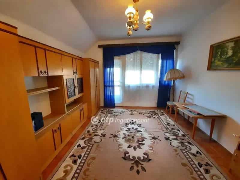 Gyulai családi ház eladó Románvároson 192nm 3 szoba + nappali